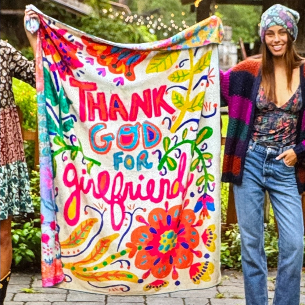 NATURAL LIFE Thank God for Girlfriends Blanket